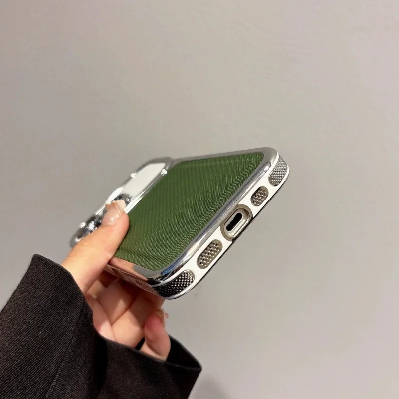 img com 202603292352048576