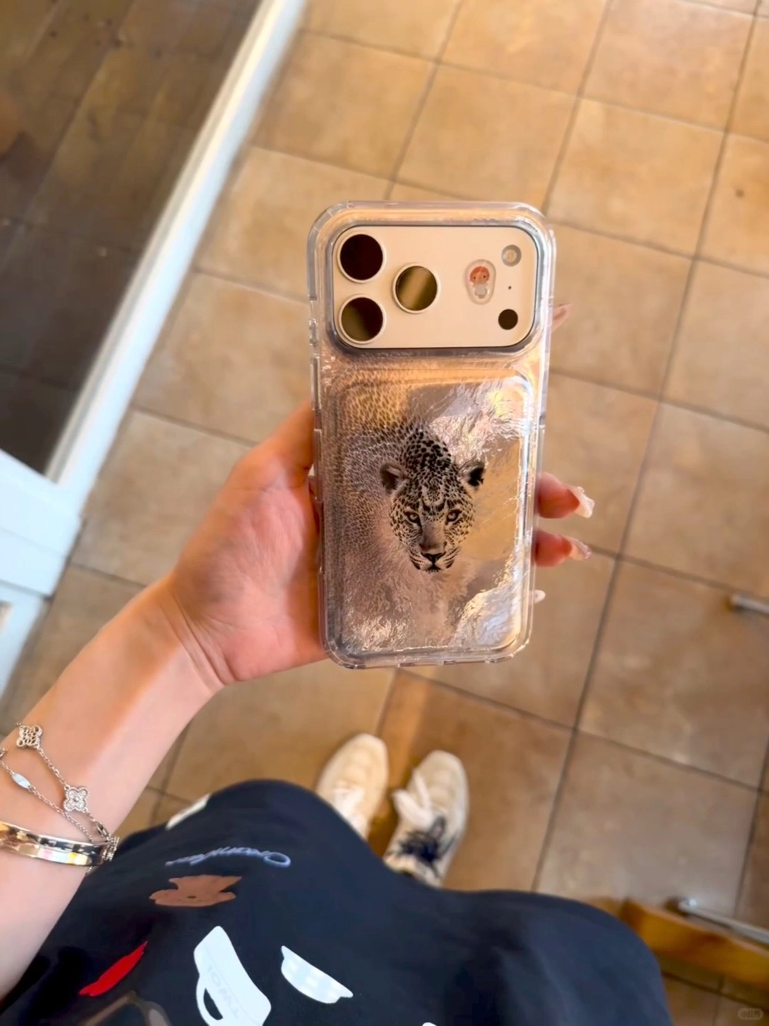 ChicCase Lab Tin Foil Leopard Print iPhone Case with realistic leopard head design