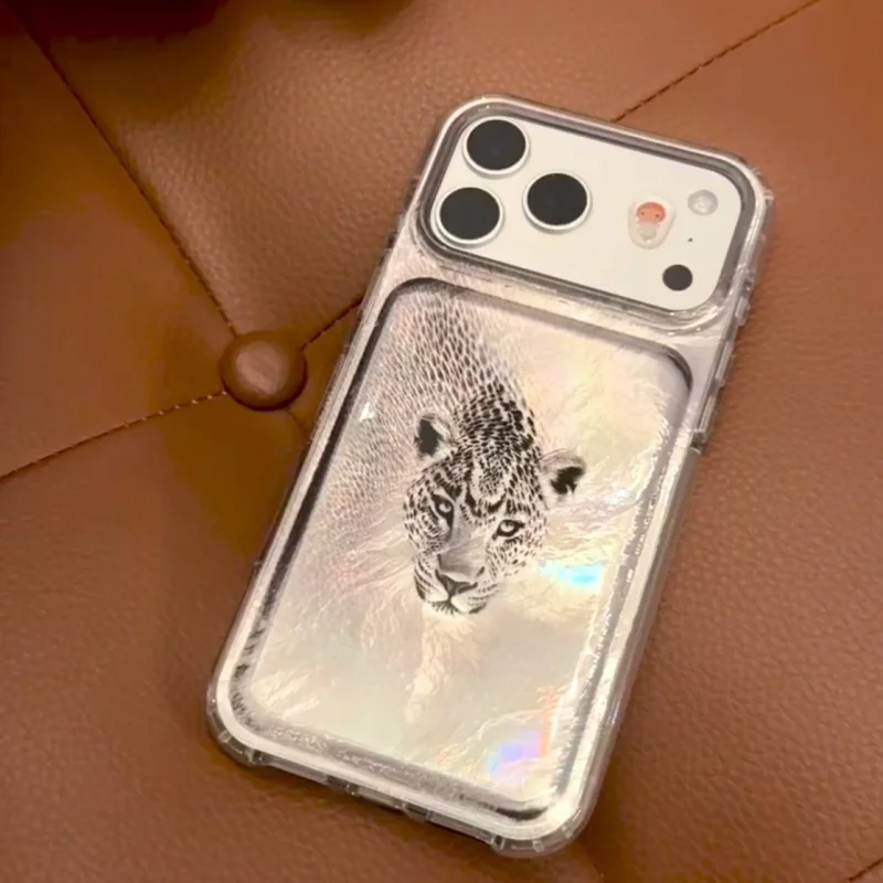 ChicCase Lab Tin Foil Leopard Print iPhone Case with realistic leopard head design
