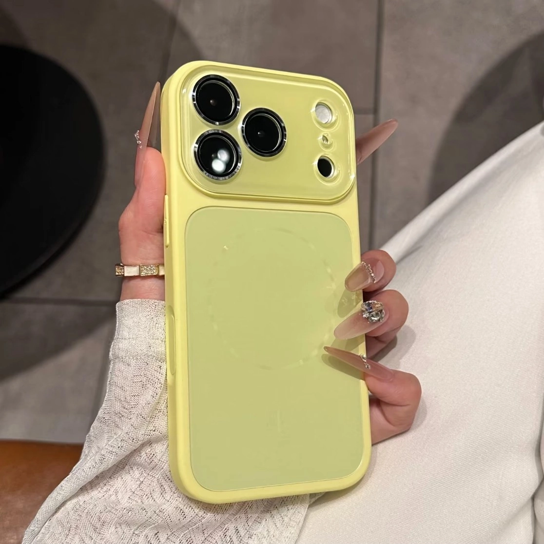 ChicCase Lab AG Matte Magnetic Full Lens Shockproof iPhone Phone Case